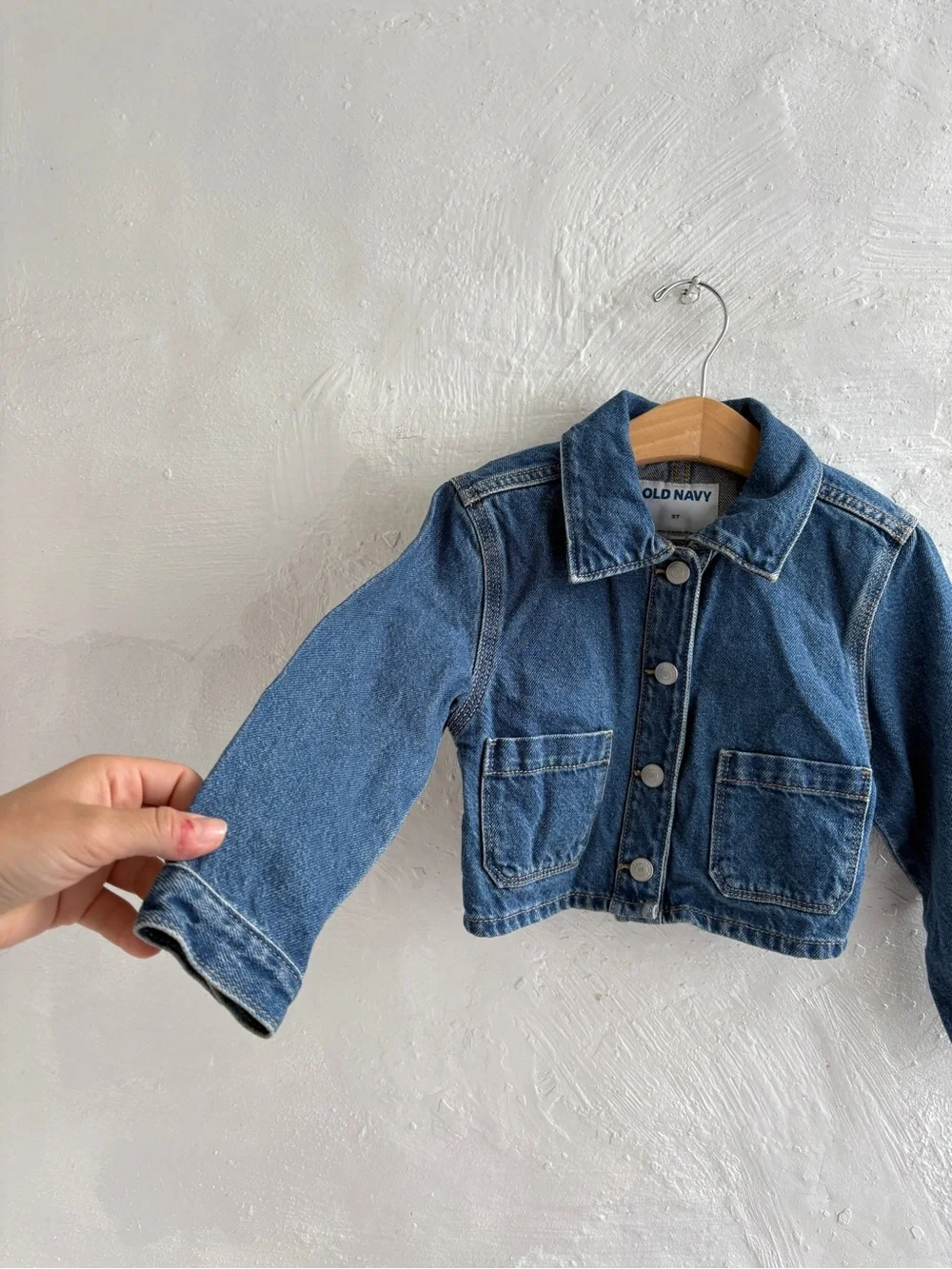Old navy girls 5T 100% cotton denim jacket
